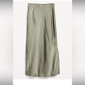 NWT high waisted satin mid slip skirt